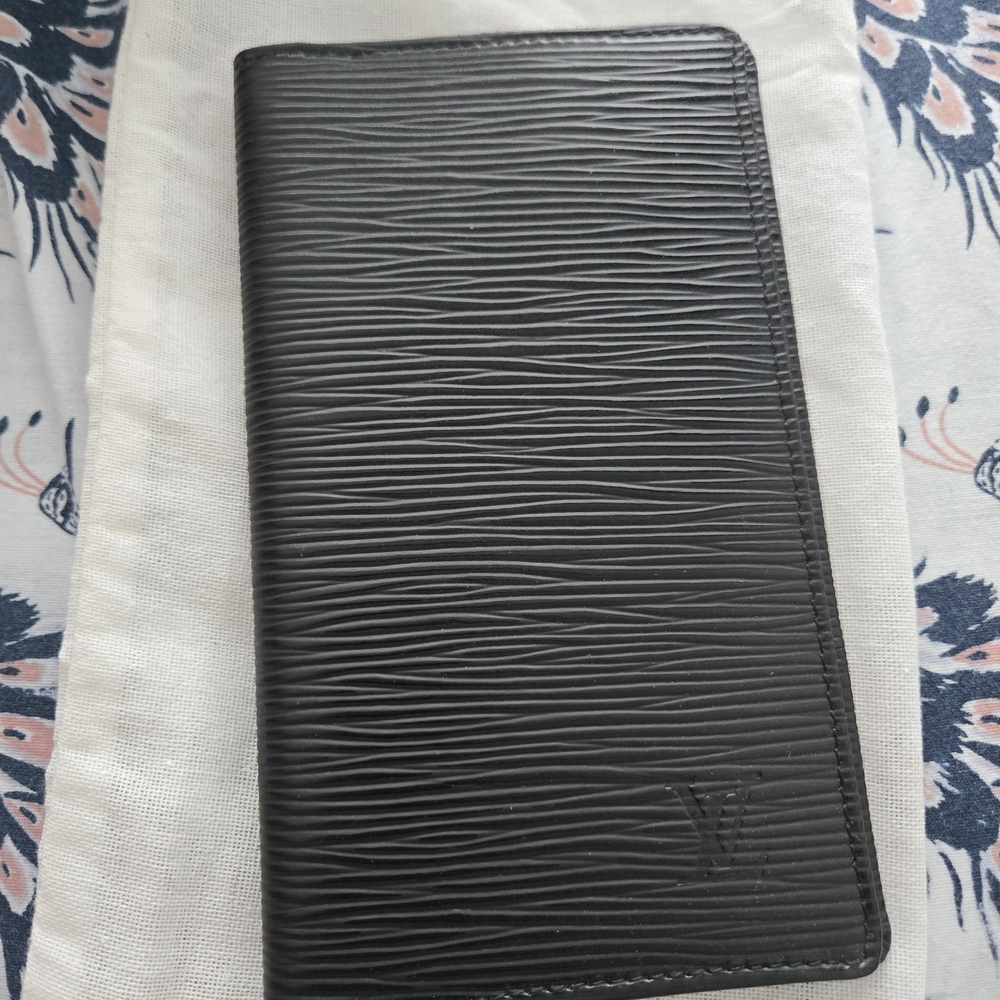 Louis Vuitton Epi Wallet Black Textured Leather Wallet with Embossed Logo
